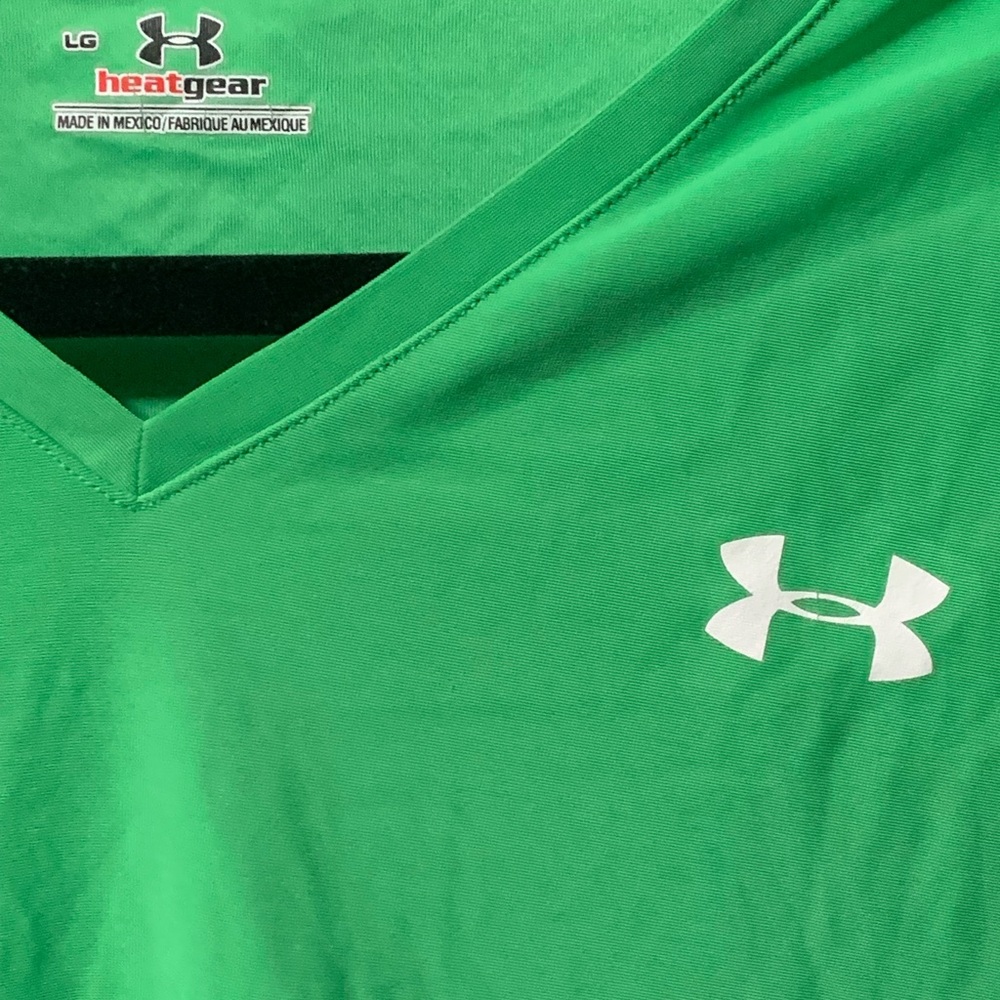 Under Armour Top